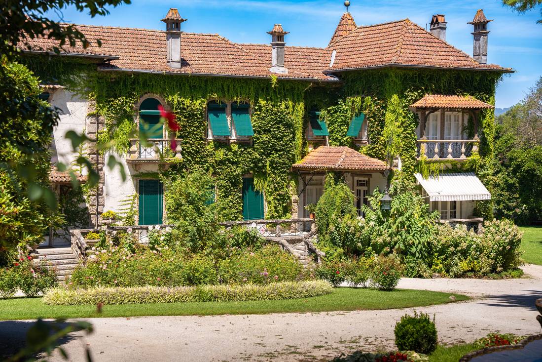 Ivy-covered quinta guesthouse in Porto, the kind of small hotel worth booking ahead on the Camino Portugues